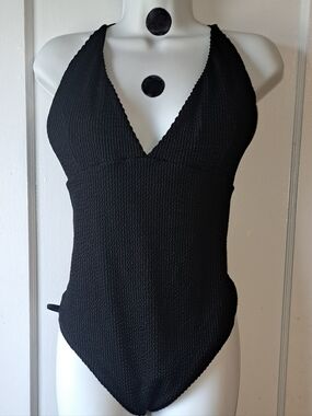 Betsy Johnson Textured Black V-Neck One-Piece Swimsuit